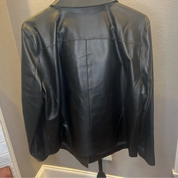 Chico's Black Leather Jacket size 12 - Picture 8 of 16